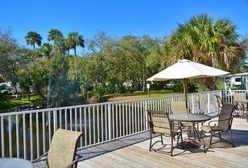 Crystal Isles Rv Resort Crystal River Bagian luar foto